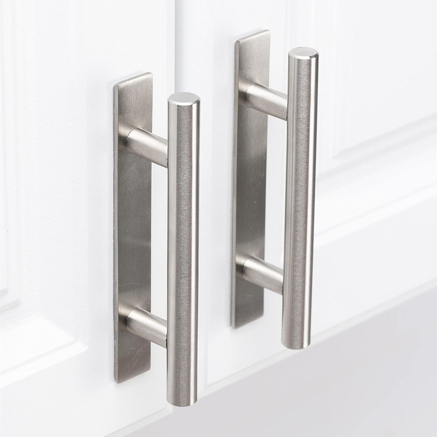 Poignée collante noire et arge - Restoration Hardware Furniture Used avis et prix