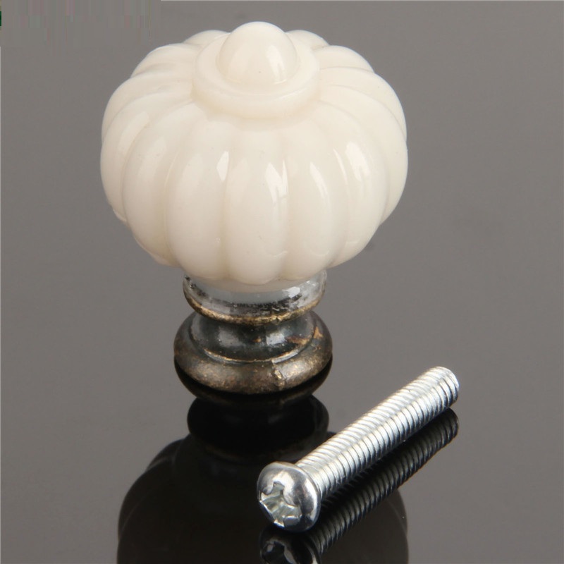 Bouton d'armoire en forme de A - Furniture Hardware Pulls avis et prix