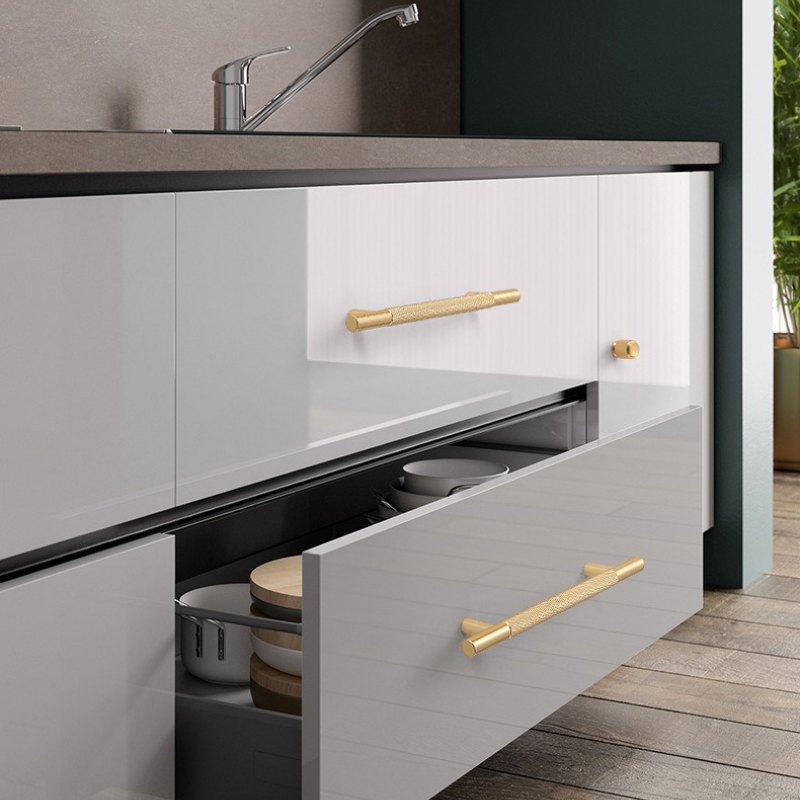 Poignées de rangement pour arm - Restoration Hardware Furniture Used avis et prix
